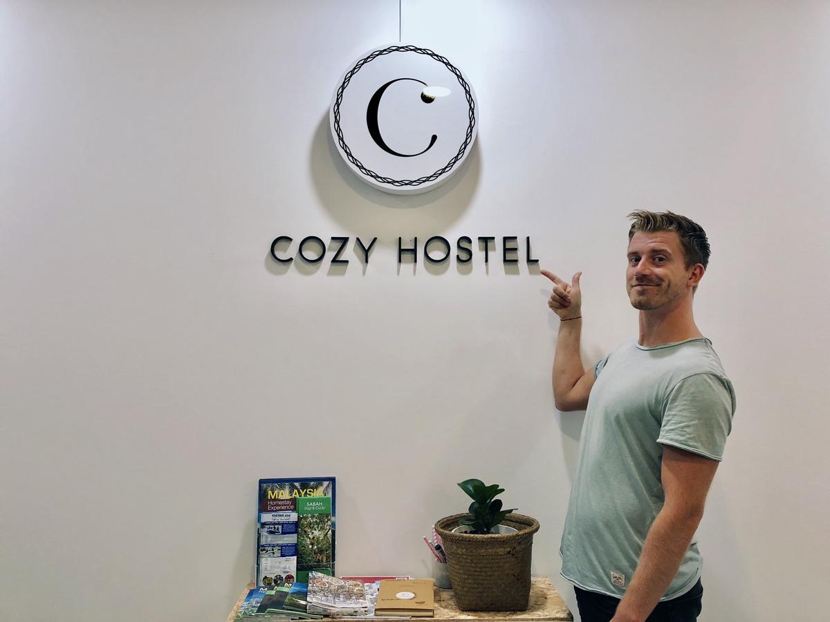 Cozy Hostel Kampong Sembulan Zewnętrze zdjęcie