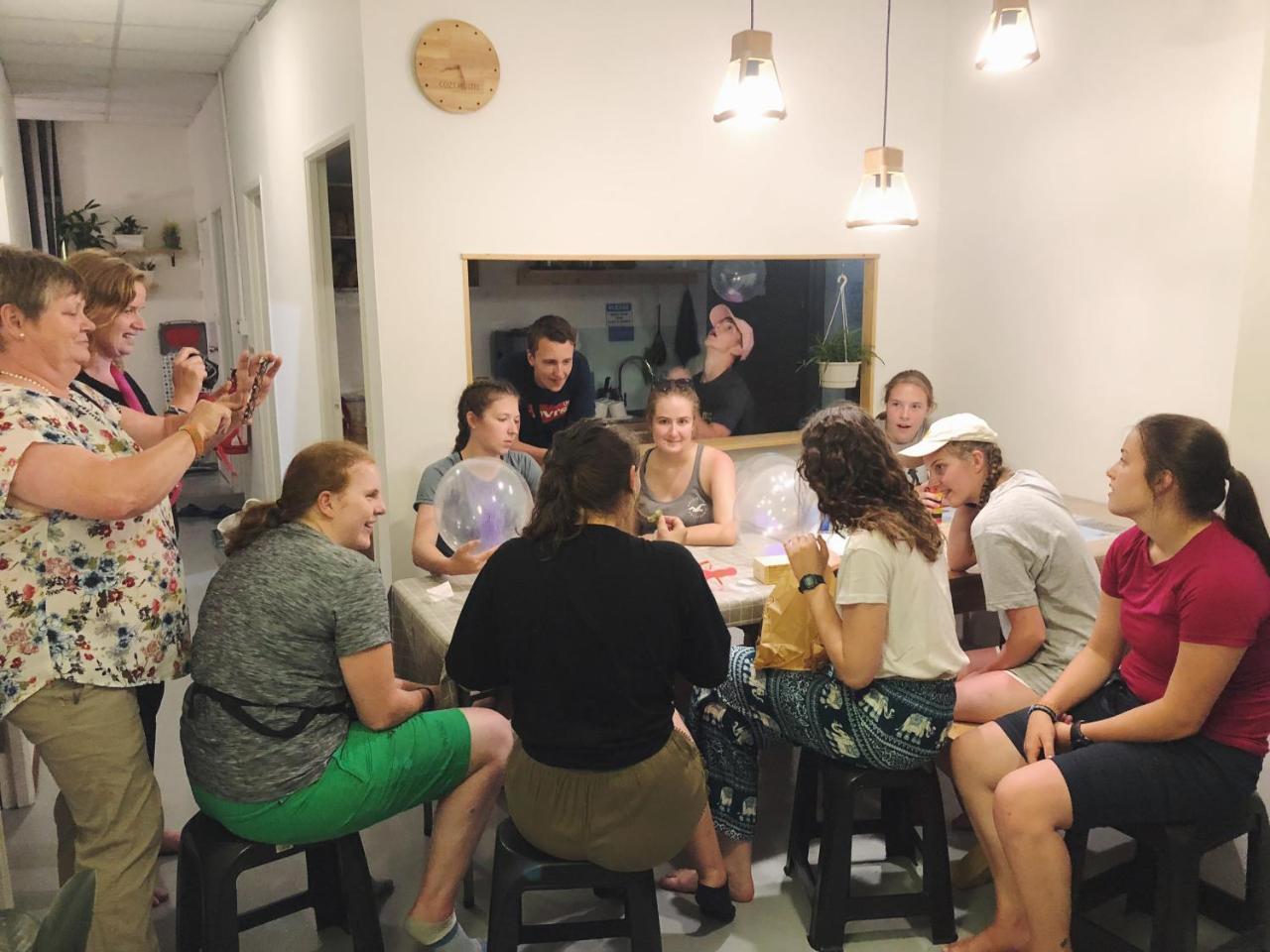 Cozy Hostel Kampong Sembulan Zewnętrze zdjęcie